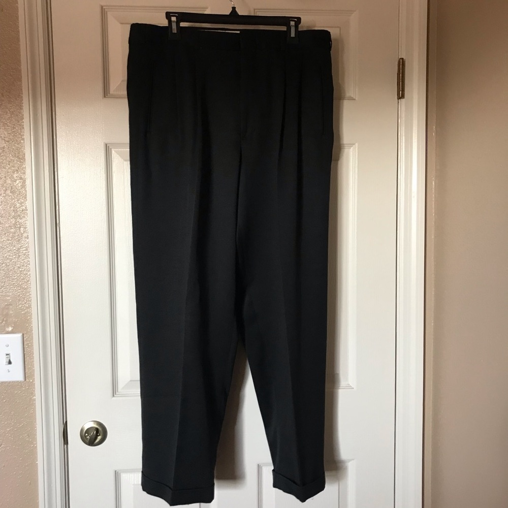 Perry Ellis Pleated slacks